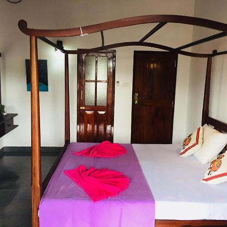 Sanjula Apartments Hikkaduwa Bagian luar foto