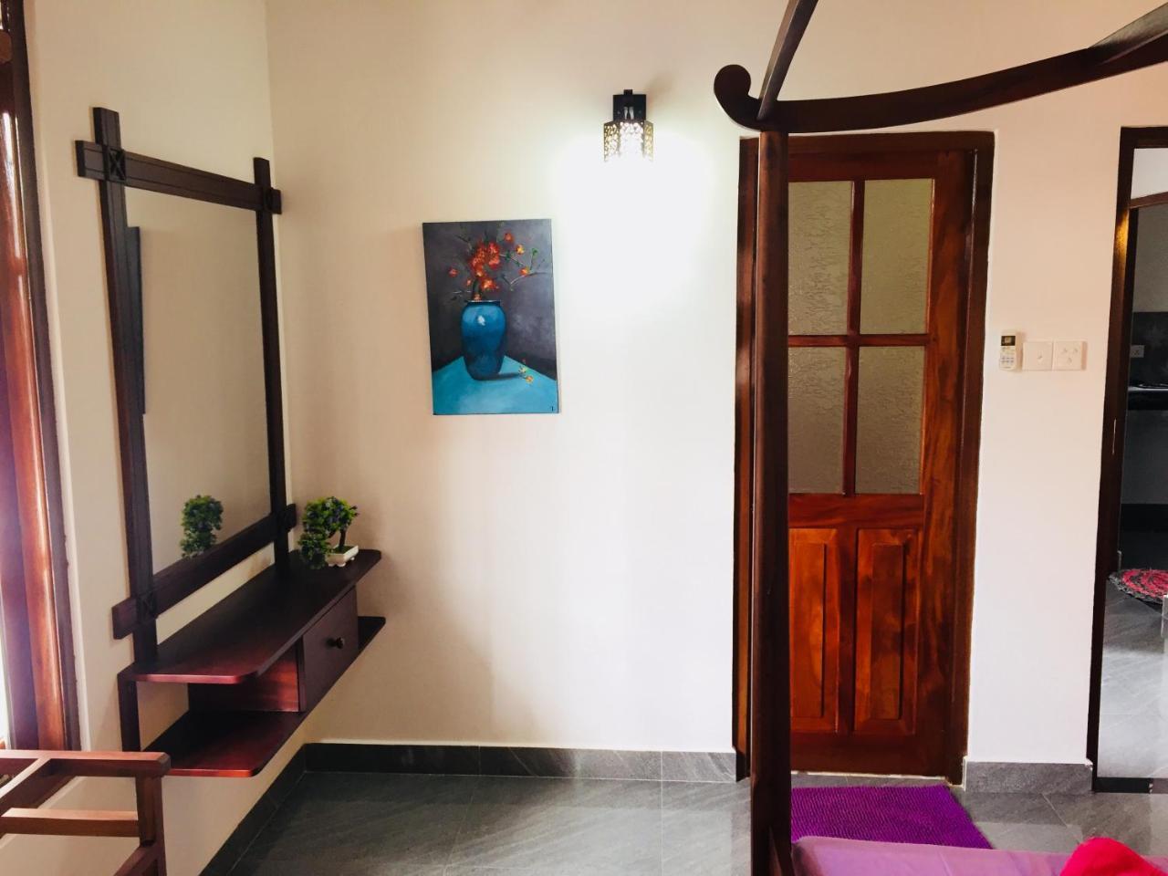 Sanjula Apartments Hikkaduwa Bagian luar foto