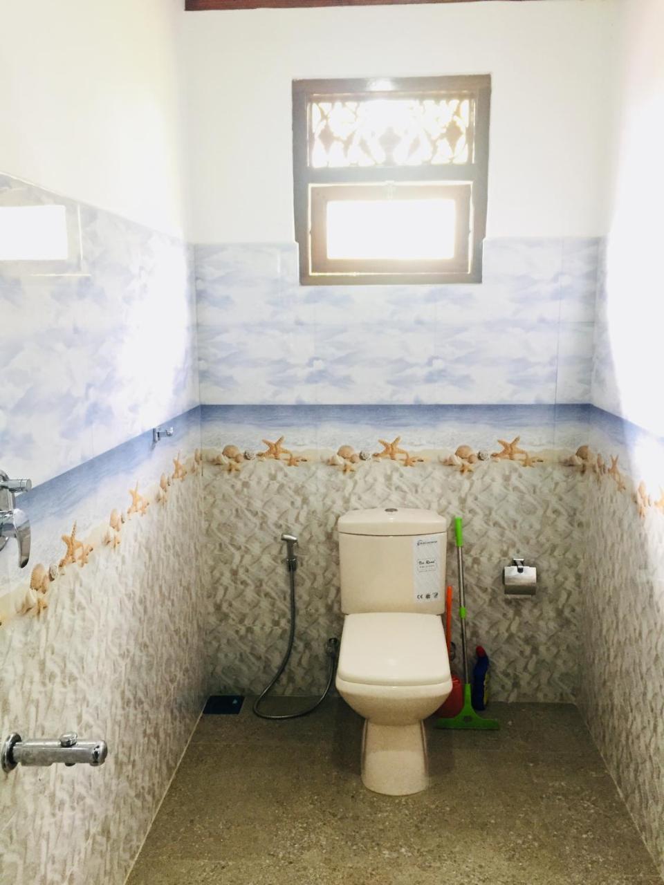 Sanjula Apartments Hikkaduwa Bagian luar foto